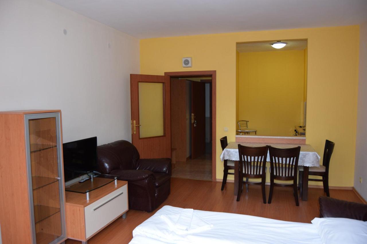 Persey Flora Apartments Borovets Buitenkant foto